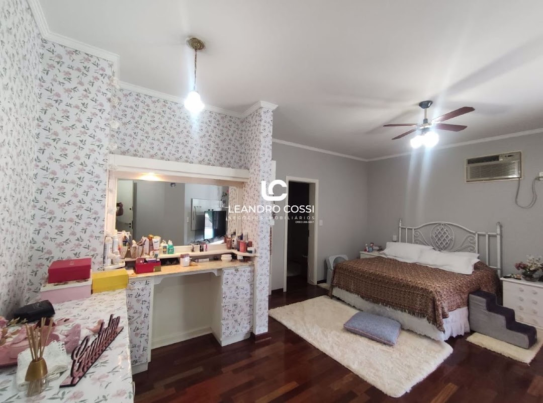 Casa de condomínio à venda no Condomínio Campos de Santo Antônio: