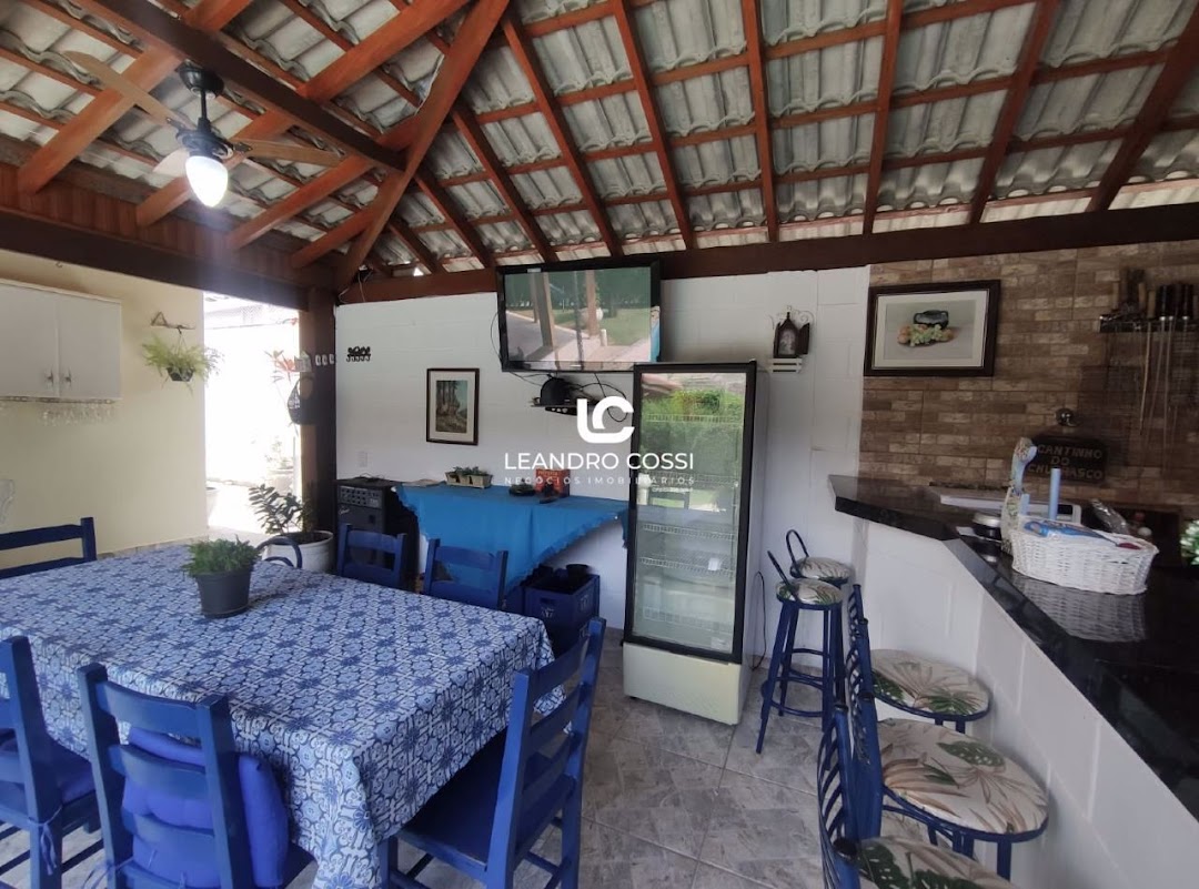 Casa de condomínio à venda no Condomínio Campos de Santo Antônio: