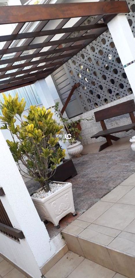 Casa de condomínio à venda no Condomínio Campos de Santo Antônio: