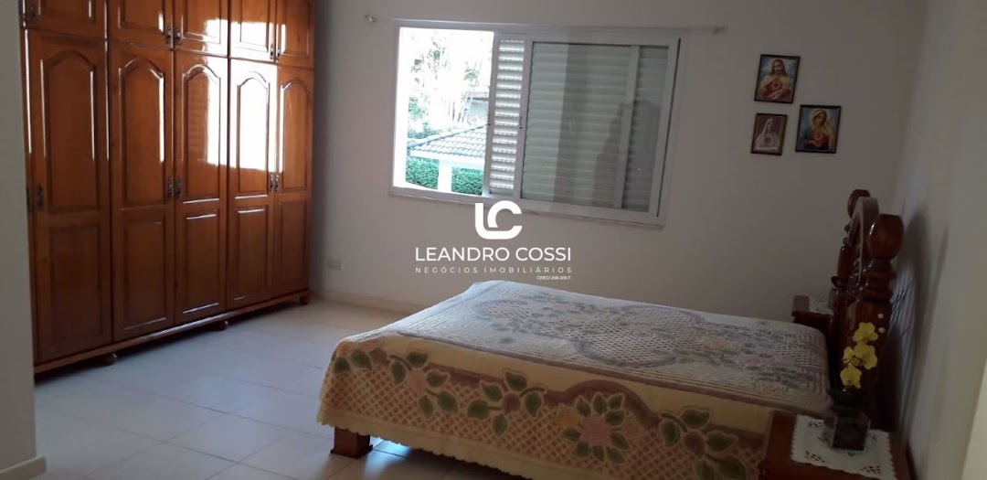 Casa de condomínio à venda no Condomínio Campos de Santo Antônio: