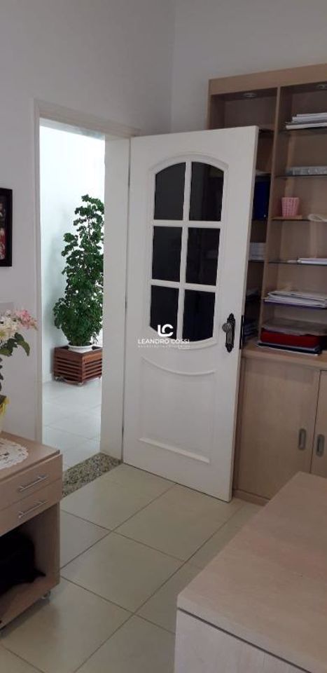 Casa de condomínio à venda no Condomínio Campos de Santo Antônio: