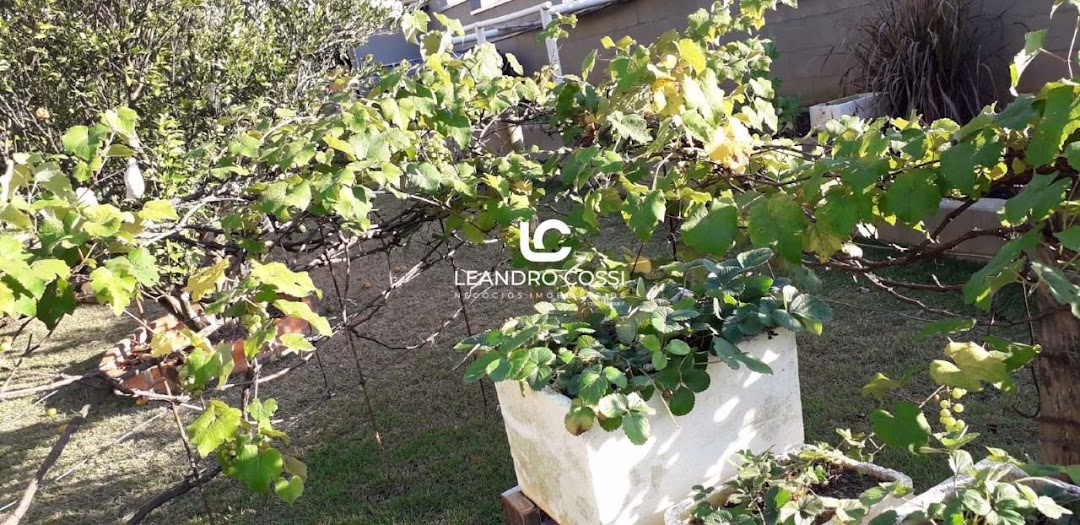 Casa de condomínio à venda no Condomínio Campos de Santo Antônio: