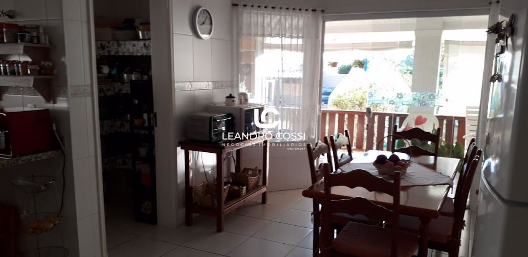 Casa de condomínio à venda no Condomínio Campos de Santo Antônio: