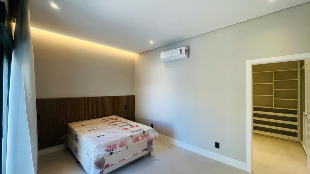 Casa de condomínio à venda no Condomínio Fazenda Alvorada: