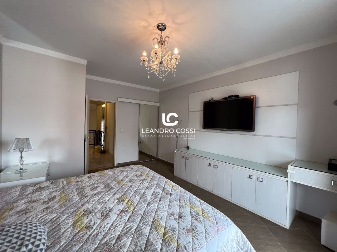 Casa de condomínio à venda no Condomínio Parque do Varvito: