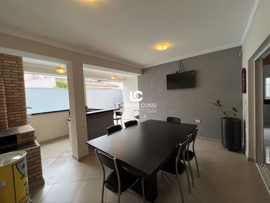 Casa de condomínio à venda no Condomínio Parque do Varvito: