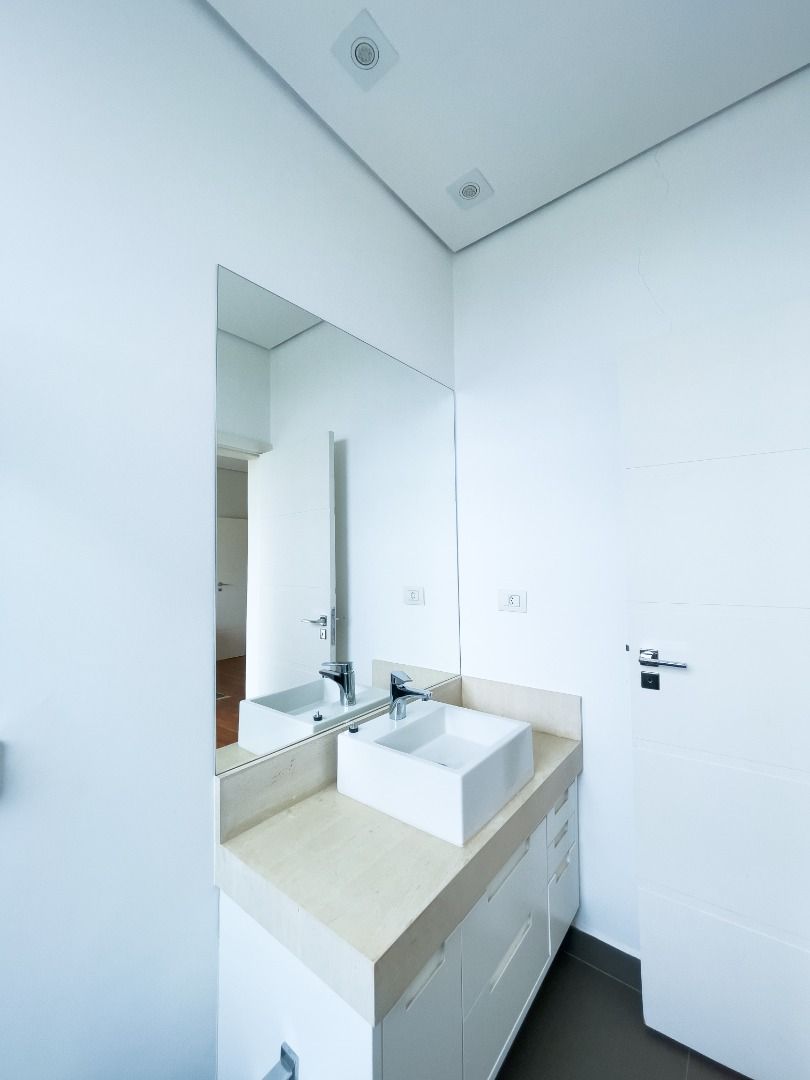 Casa de condomínio à venda no Chacara Santa Terezinha: