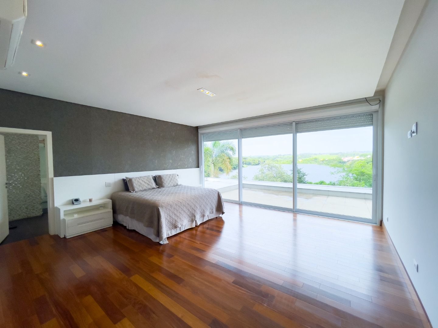 Casa de condomínio à venda no Chacara Santa Terezinha: