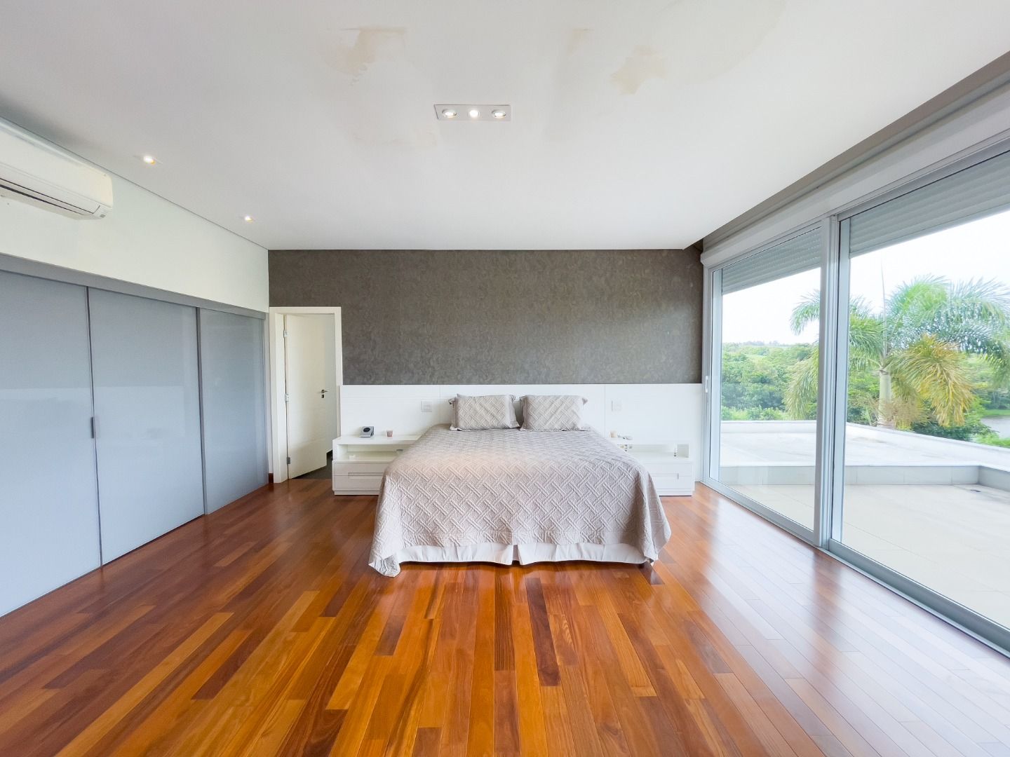 Casa de condomínio à venda no Chacara Santa Terezinha: