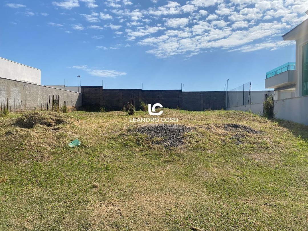 Terreno de Condomínio à venda no Condominio Fazenda Palmeiras Imperiais: