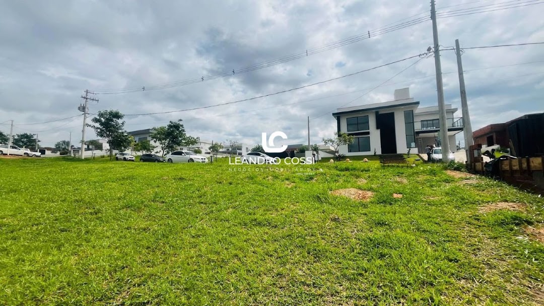 Terreno de Condomínio à venda no Condomínio Terras de Mont Serrat: