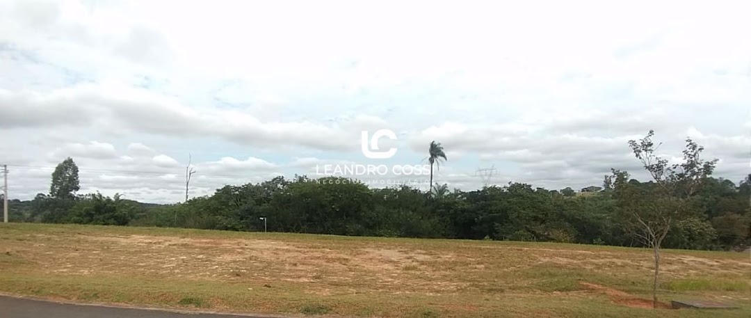 Terreno de Condomínio à venda no Condomínio Villas do Golfe: