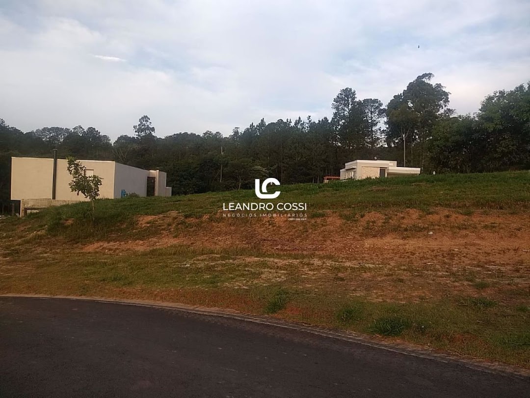 Terreno de Condomínio à venda no Condomínio Villas do Golfe: