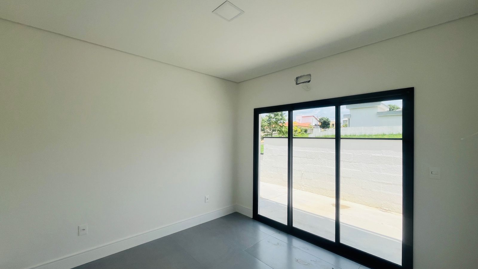 Casa de condomínio à venda no Condomínio Terras de Mont Serrat: