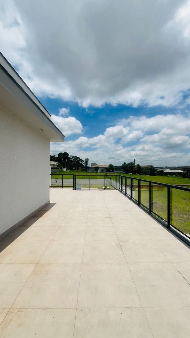 Casa de condomínio à venda no Condomínio Terras de Mont Serrat: