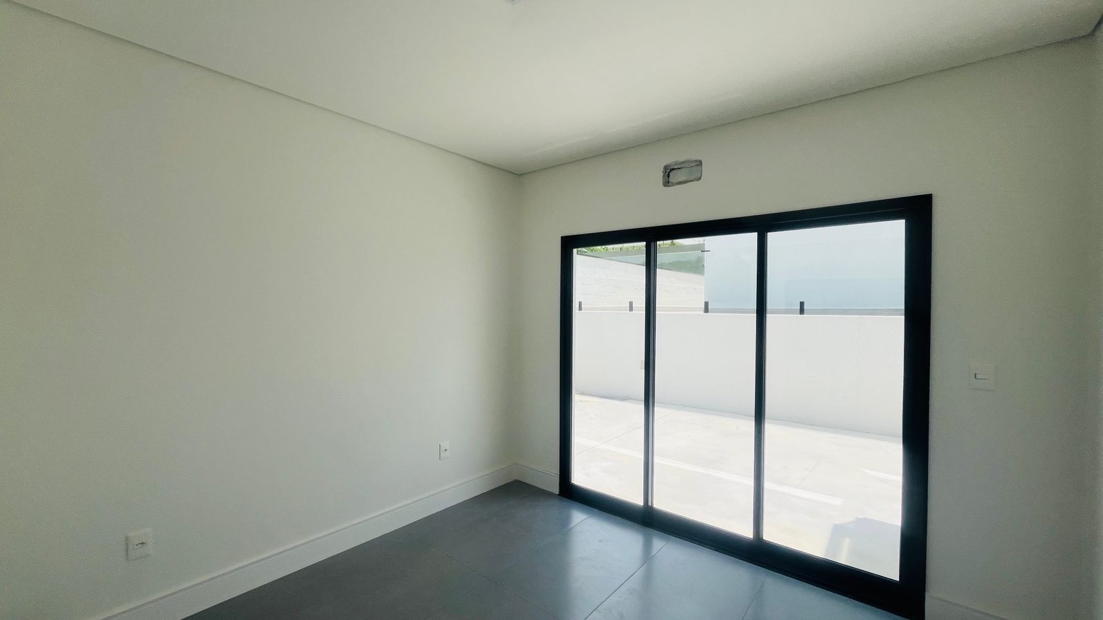 Casa de condomínio à venda no Condomínio Terras de Mont Serrat: