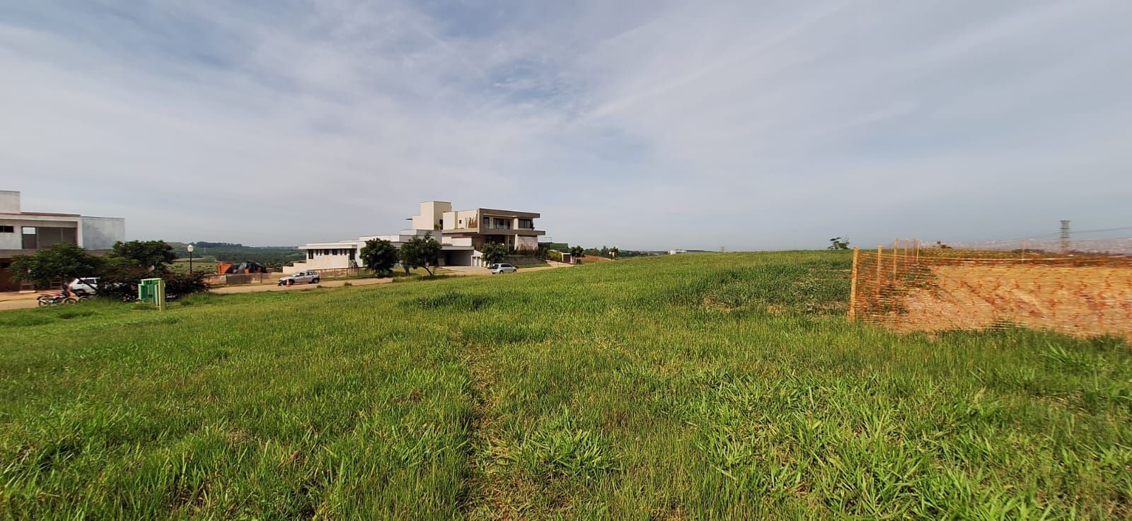 Terreno de Condomínio à venda no Residencial Parque Campos de Santo Antônio II: