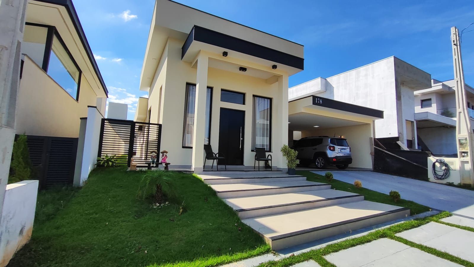 Casa de condomínio à venda no Condomínio Residencial Una: