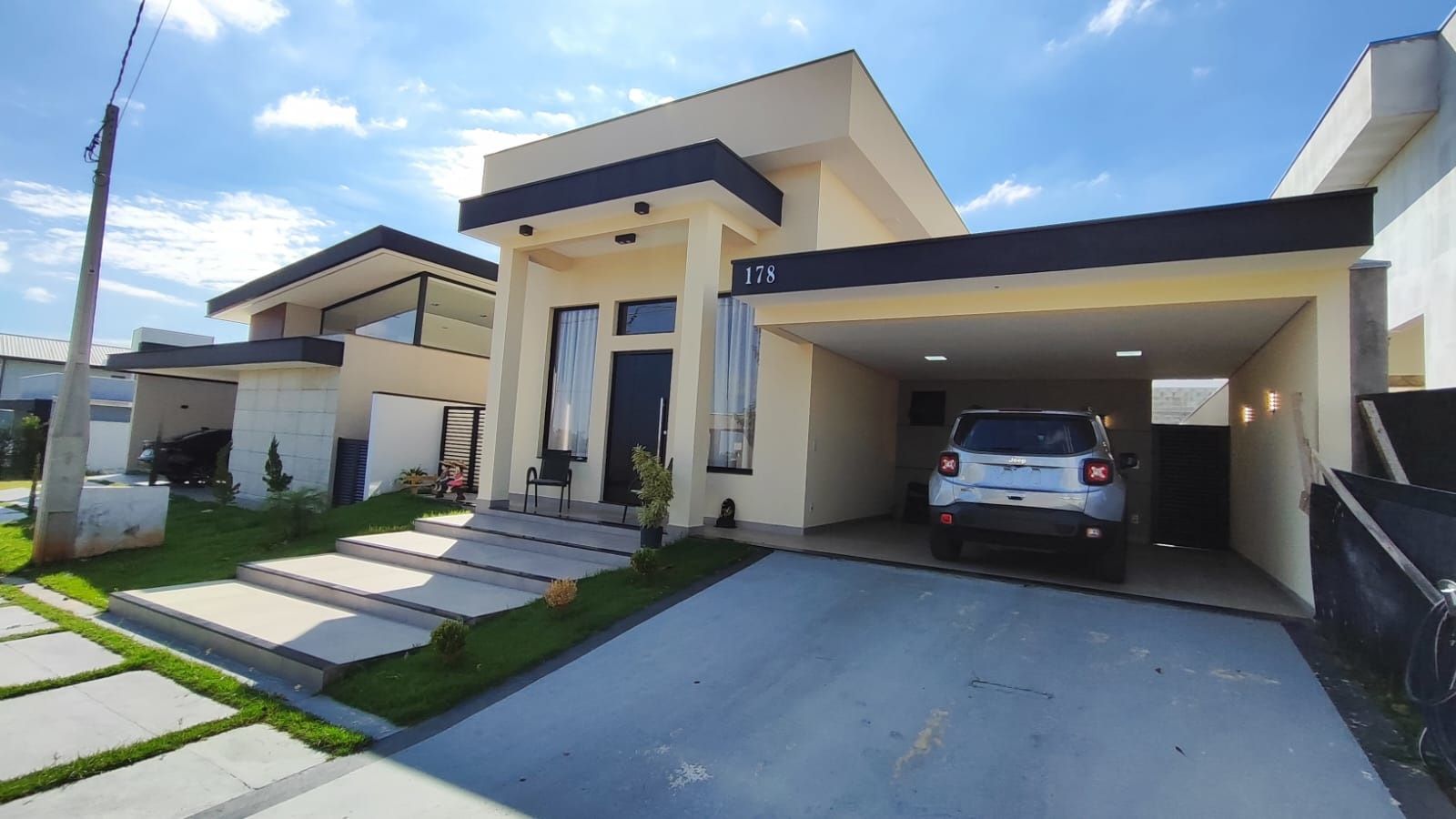 Casa de condomínio à venda no Condomínio Residencial Una: