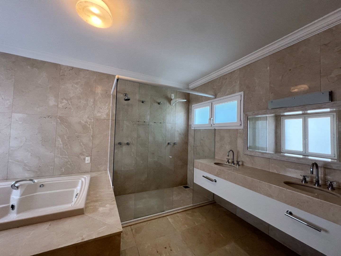 Casa de condomínio à venda no Condomínio Jardim Plaza Atheneé: