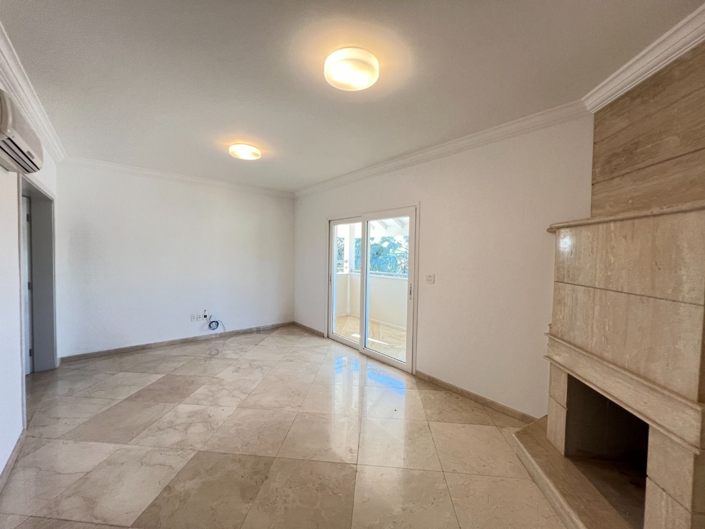 Casa de condomínio à venda no Condomínio Jardim Plaza Atheneé: