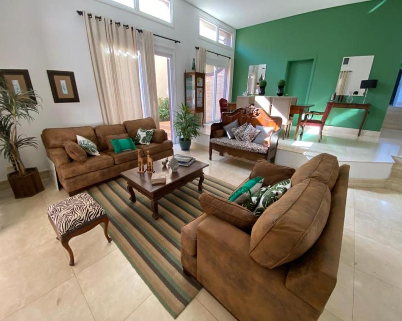 Casa de condomínio à venda no Condomínio Jardim Theodora: