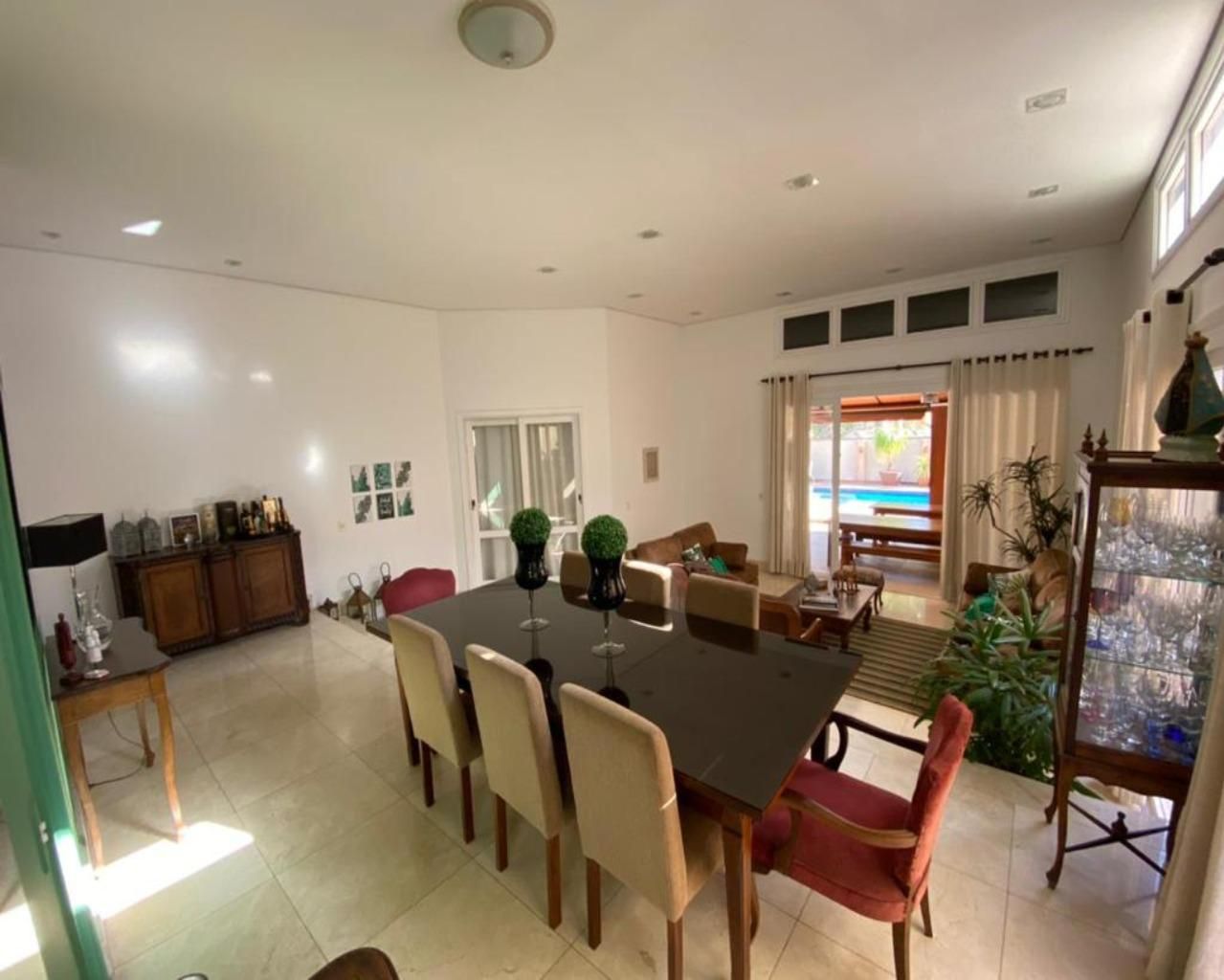 Casa de condomínio à venda no Condomínio Jardim Theodora: