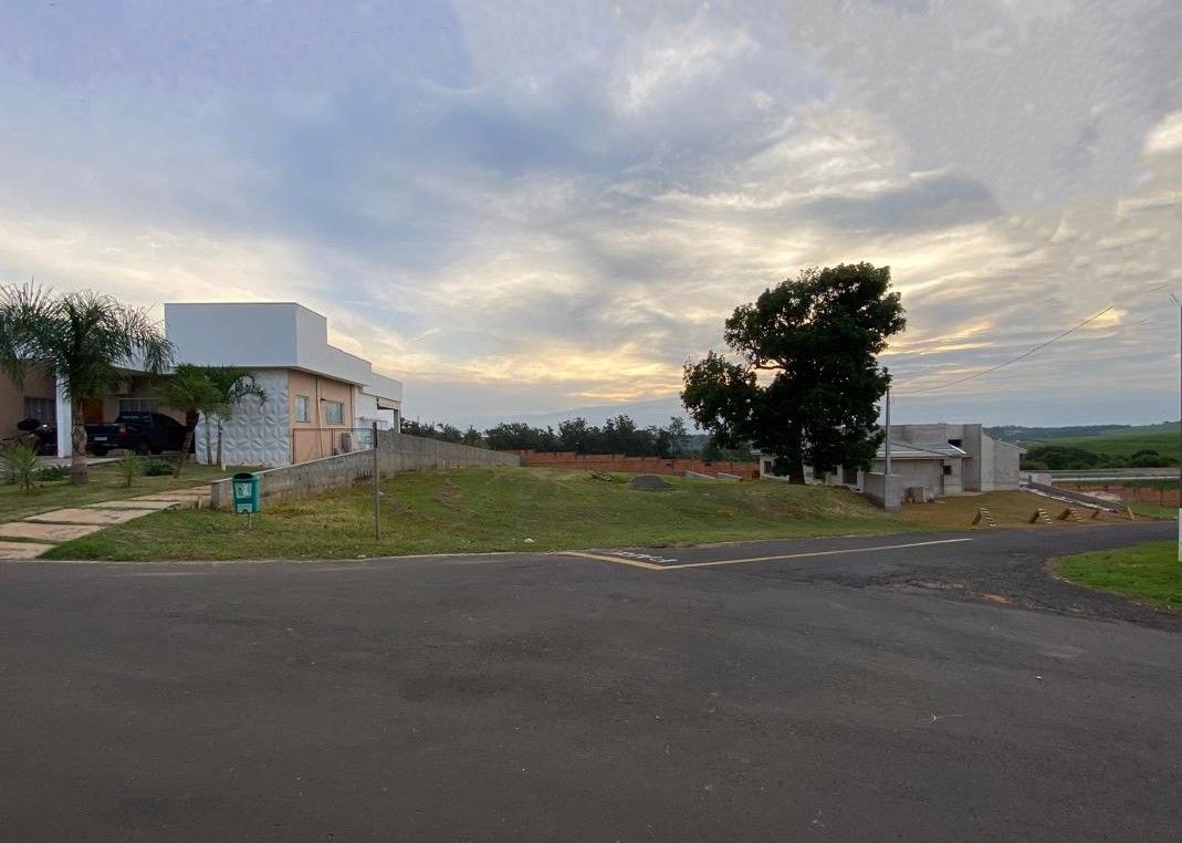 Terreno de Condomínio Condomínio Terras de Mont Serrat Salto 