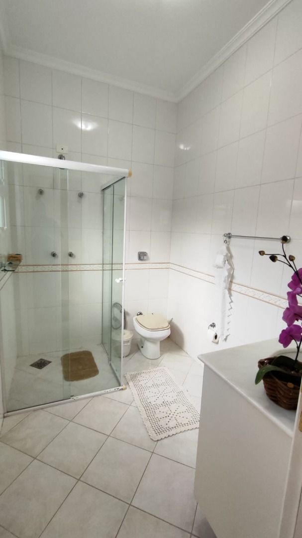 Casa de condomínio à venda no Condomínio Jardim Theodora: