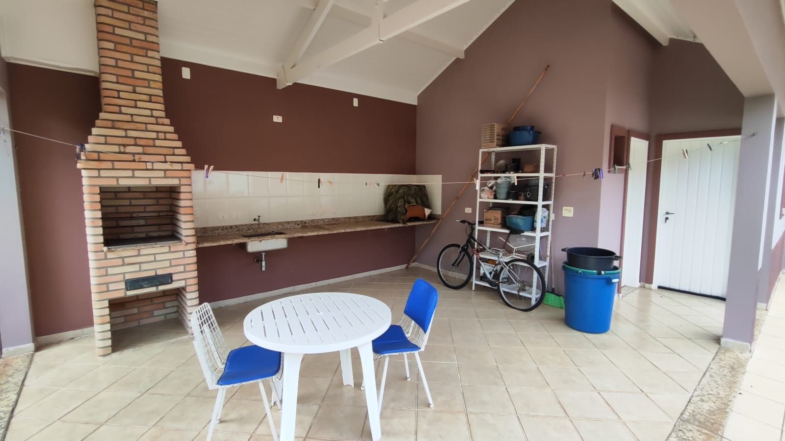 Casa de condomínio à venda no Condomínio Jardim Theodora: