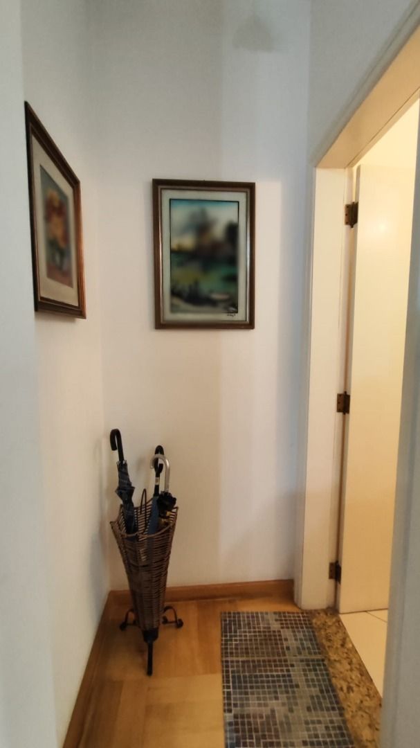 Casa de condomínio à venda no Condomínio Jardim Theodora: