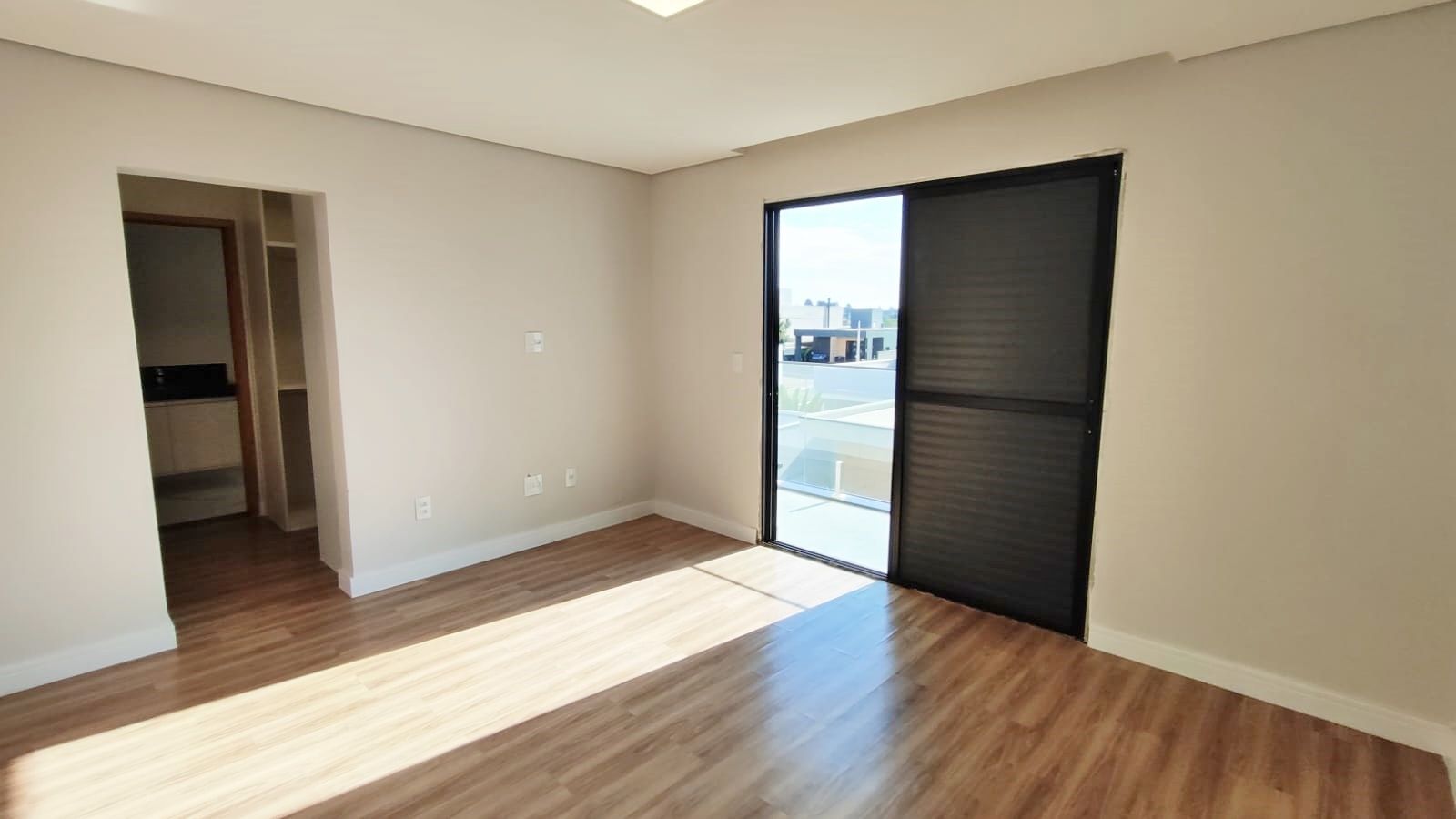 Casa de condomínio à venda no Condomínio Residencial Una: