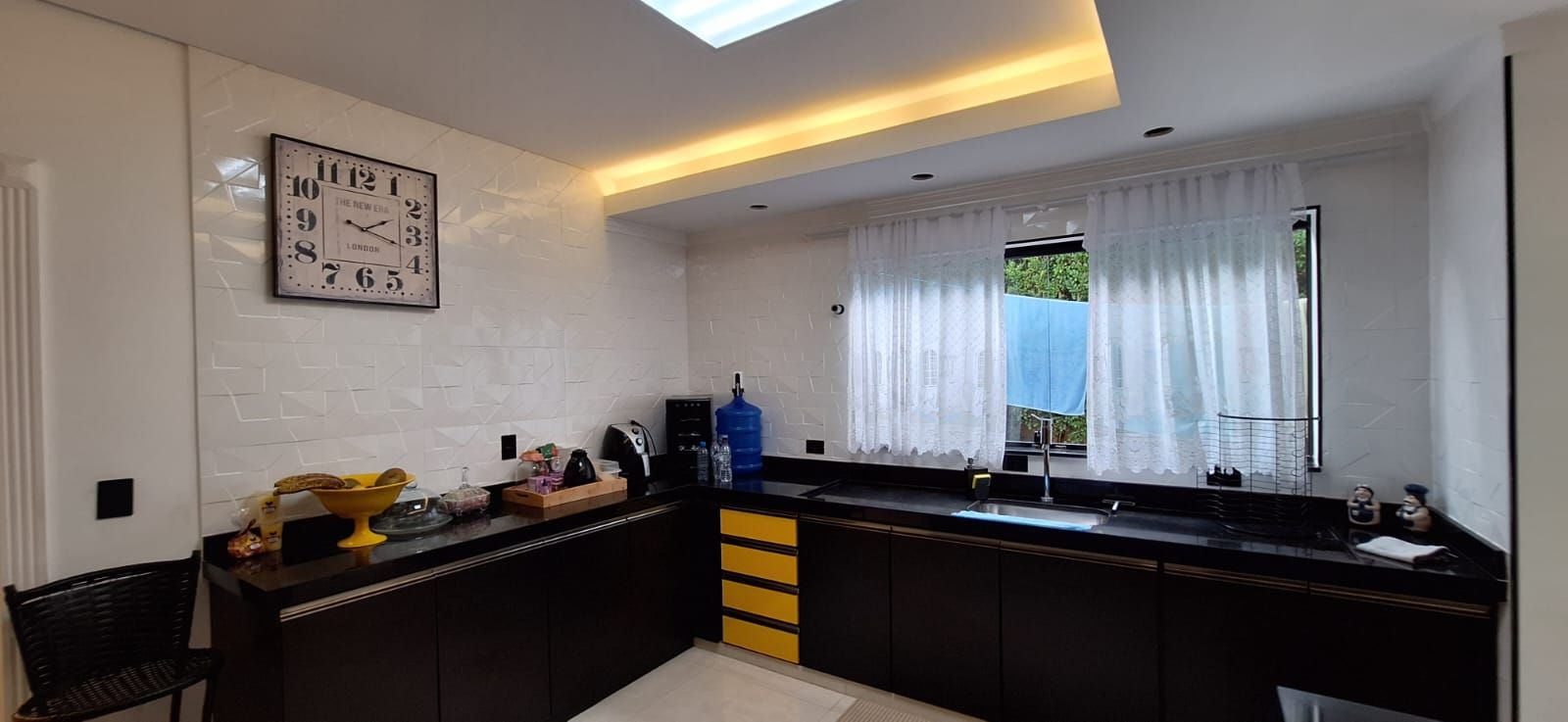 Casa de condomínio à venda no Condomínio Campos de Santo Antônio: