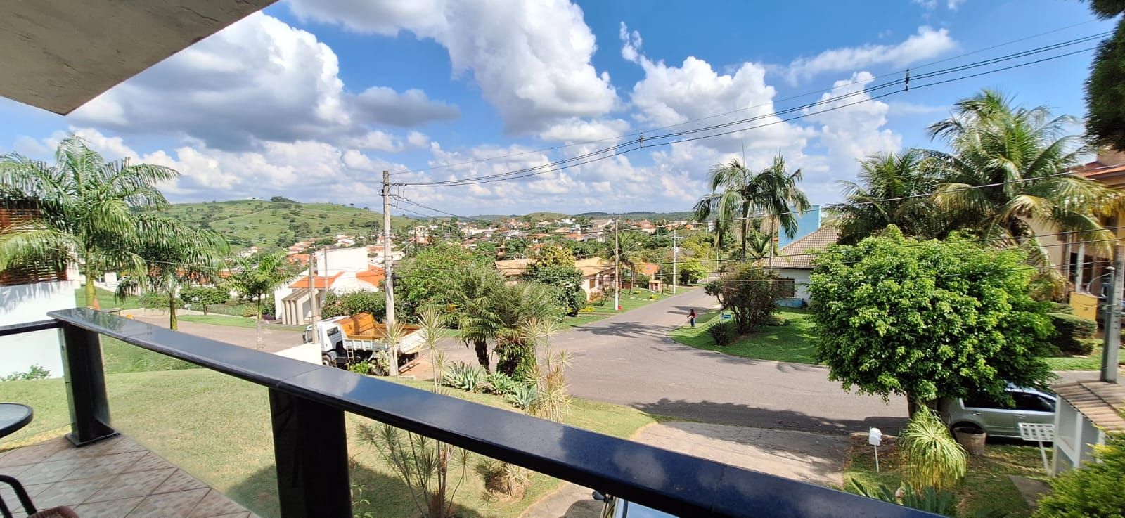 Casa de condomínio à venda no Condomínio Campos de Santo Antônio: