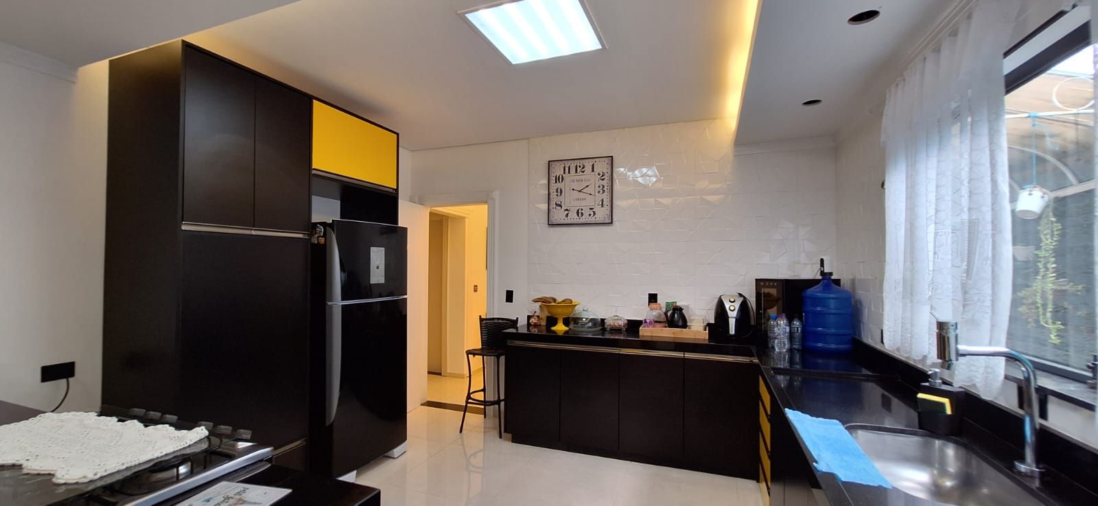 Casa de condomínio à venda no Condomínio Campos de Santo Antônio: