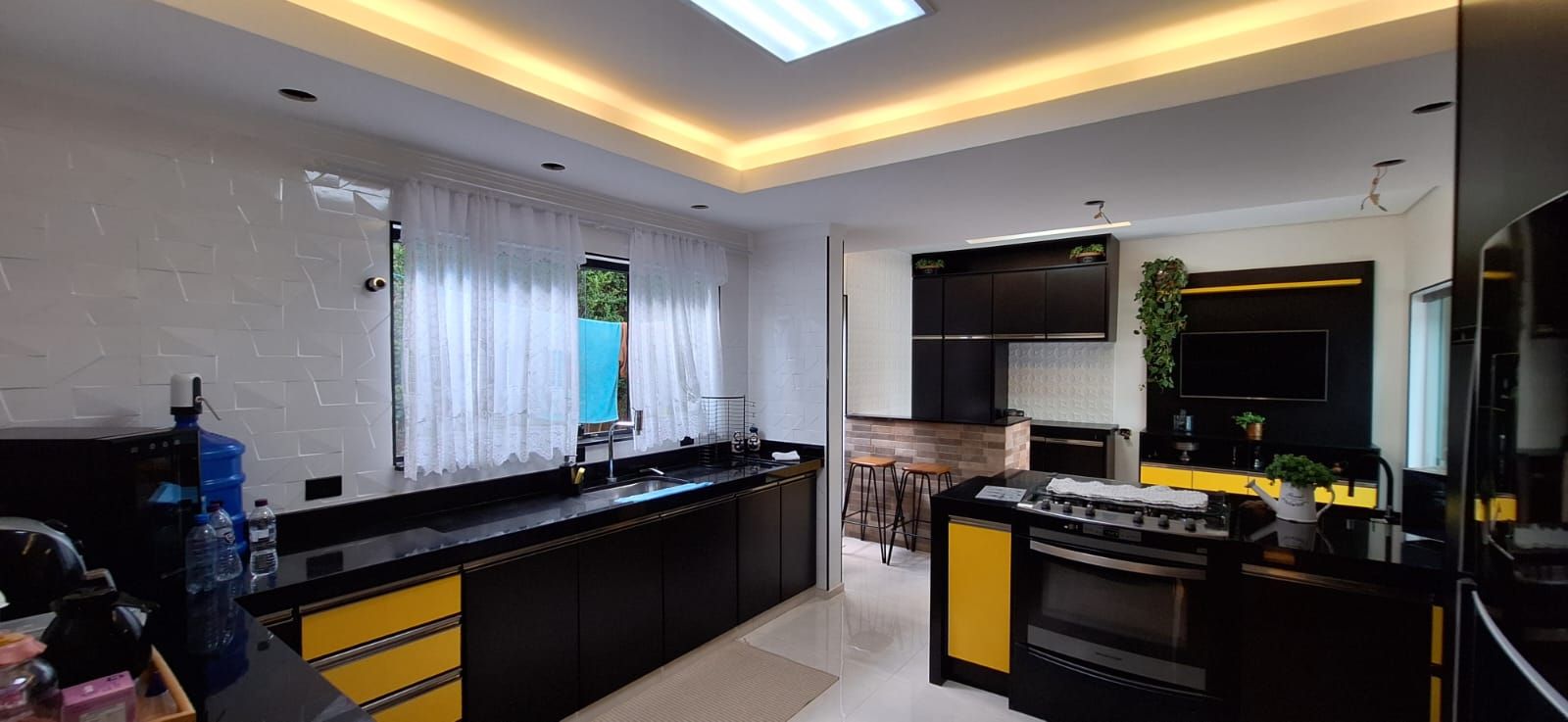 Casa de condomínio à venda no Condomínio Campos de Santo Antônio: