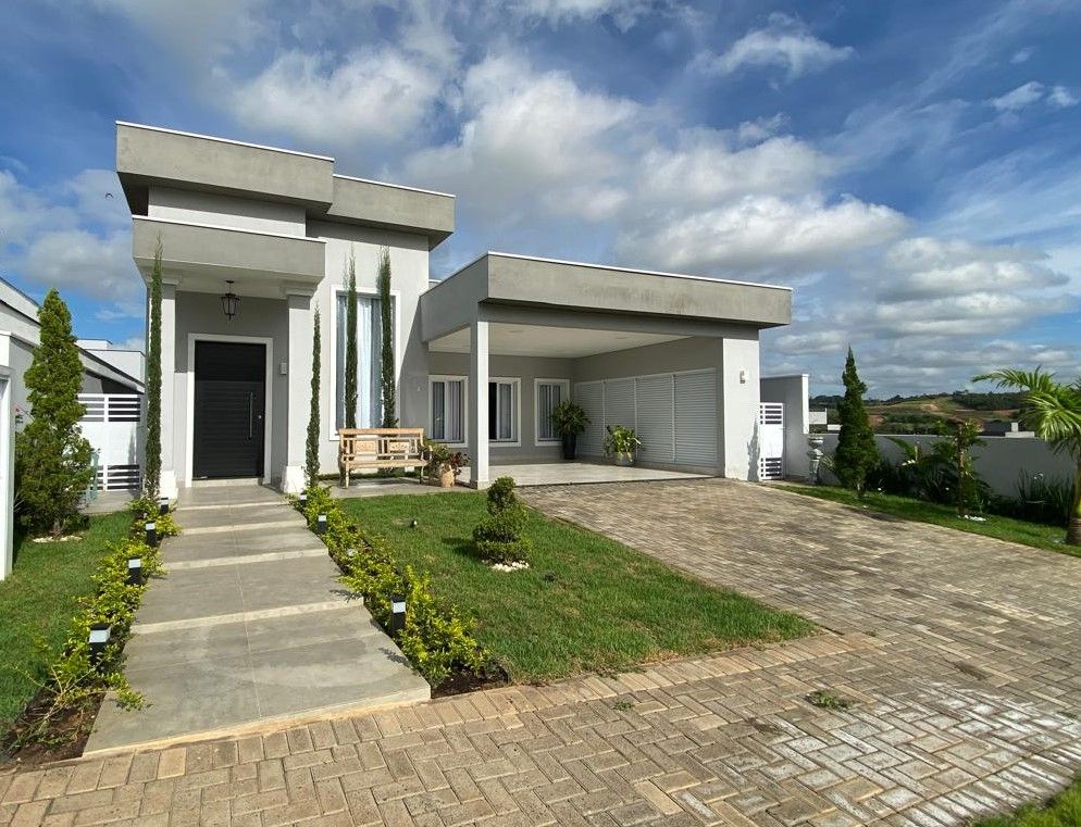 Casa à Venda no Condomínio Portal dos Bandeirantes, Salto/Sp