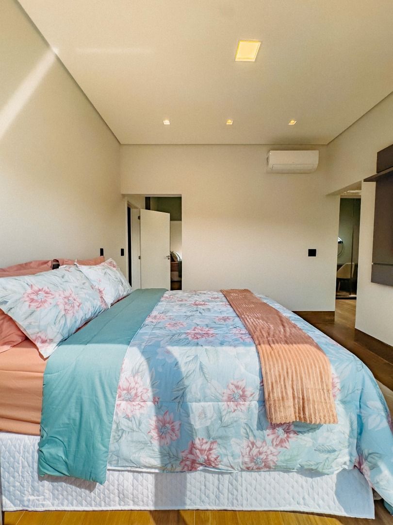 Casa de condomínio à venda no Condomínio Villas do Golfe: