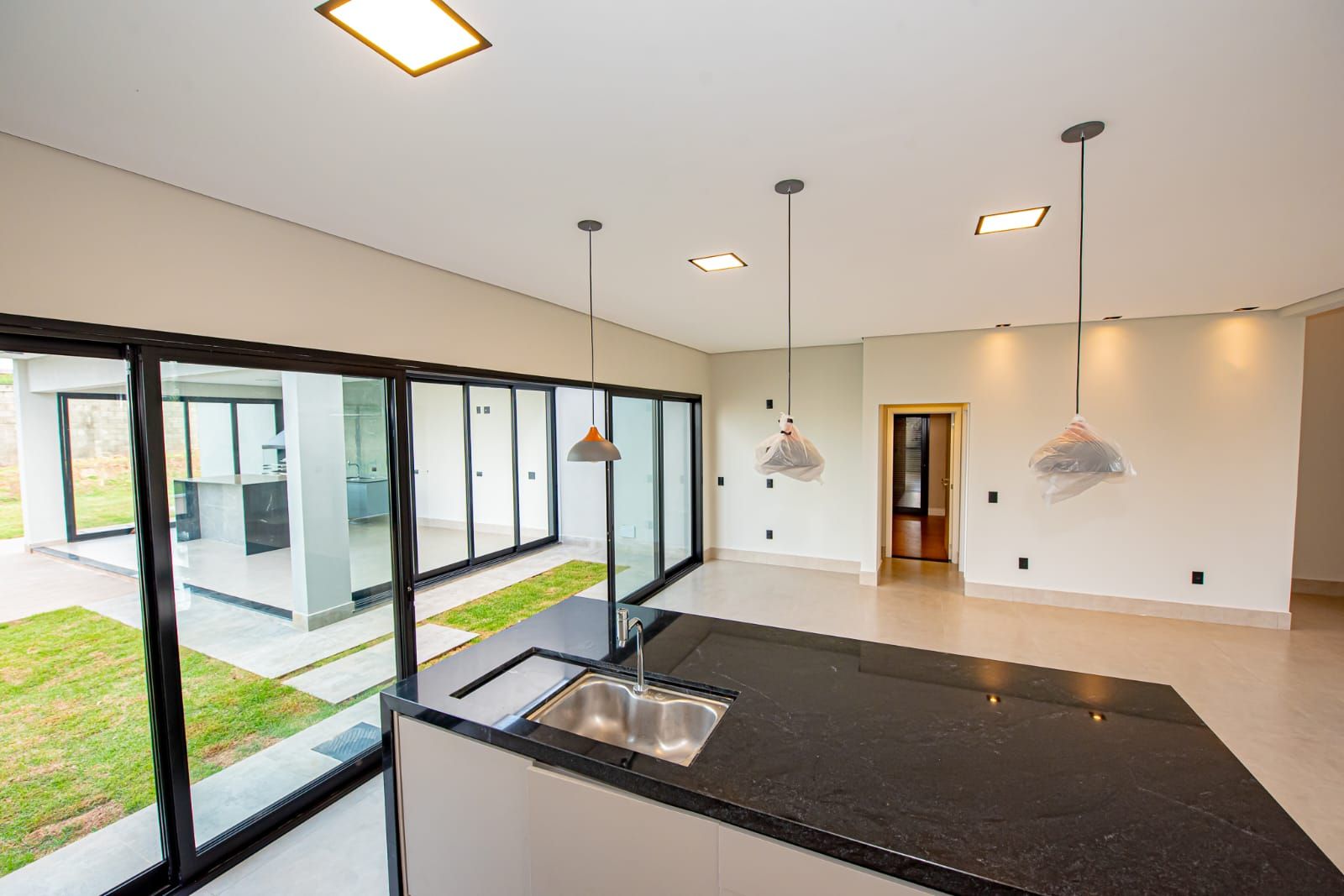 Casa de condomínio à venda no Condomínio Residencial Santa Mônica: