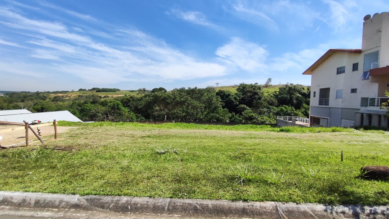 Terreno de Condomínio Mirante dos Ipês Salto 