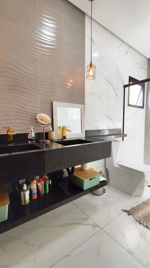 Casa de condomínio à venda no Condomínio Residencial Una: