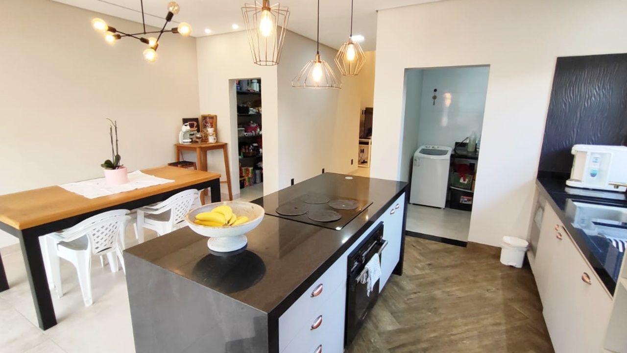 Casa de condomínio à venda no Condomínio Residencial Una: