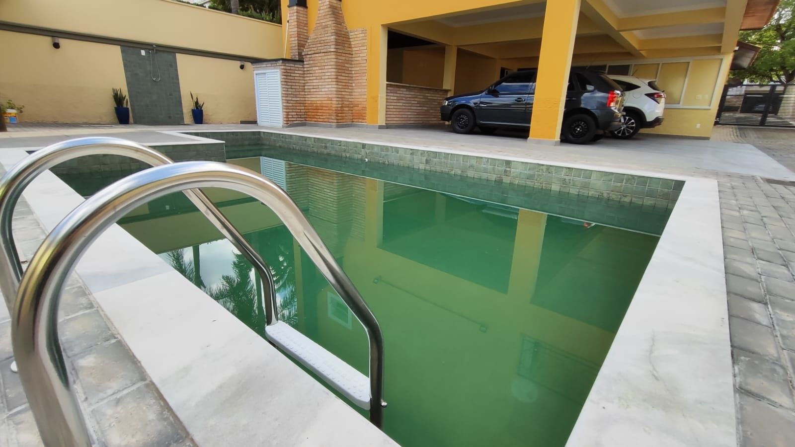 Casa de condomínio à venda no Condomínio Jardim Theodora: