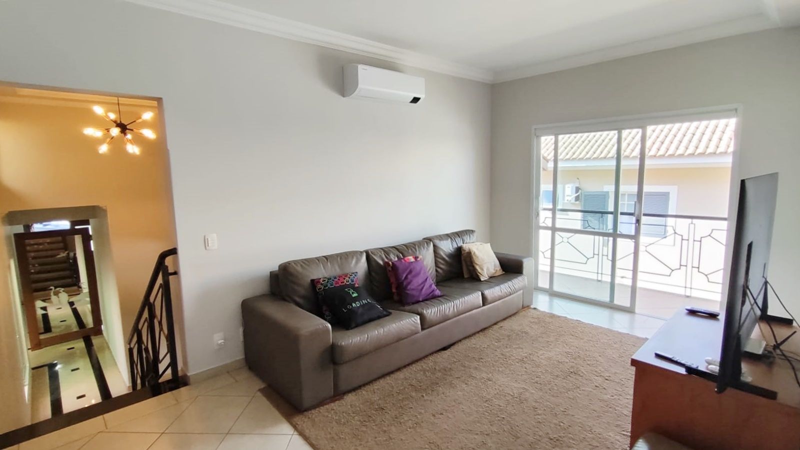 Casa de condomínio à venda no Condomínio Jardim Theodora: