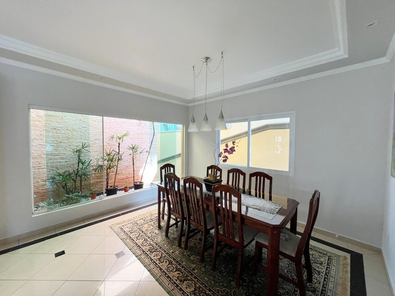 Casa de condomínio à venda no Condomínio Jardim Theodora: