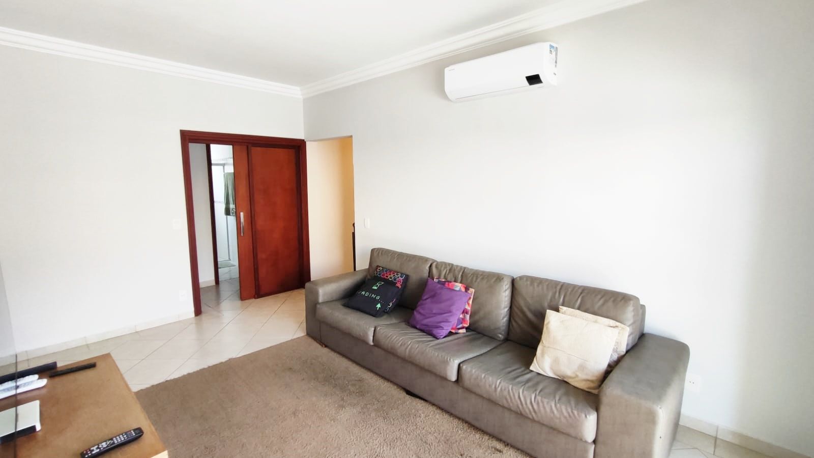 Casa de condomínio à venda no Condomínio Jardim Theodora: