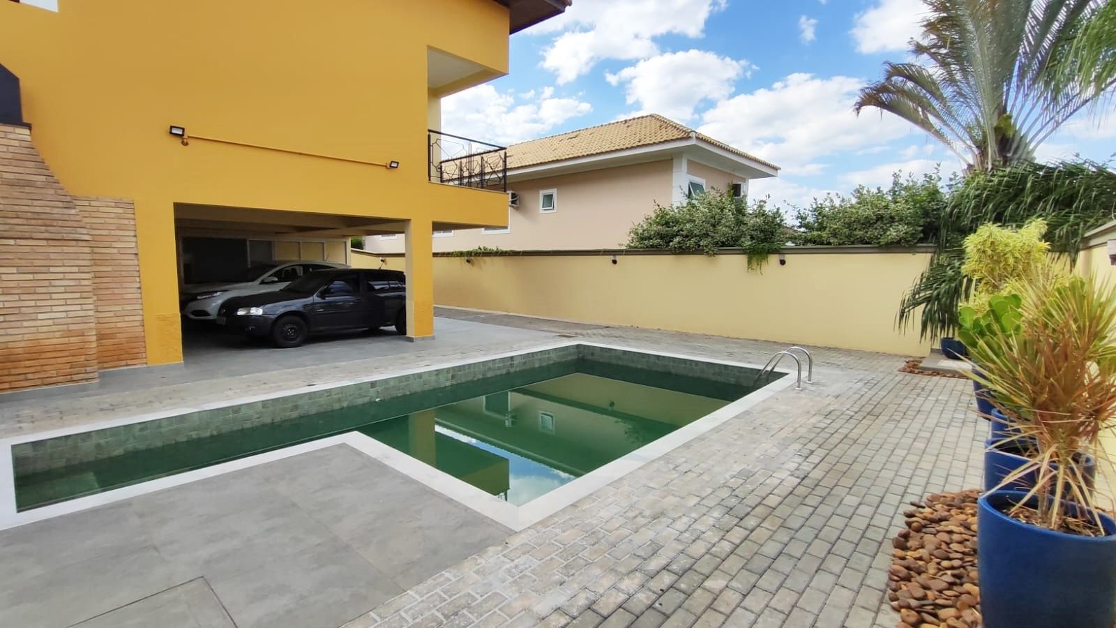 Casa de condomínio à venda no Condomínio Jardim Theodora: