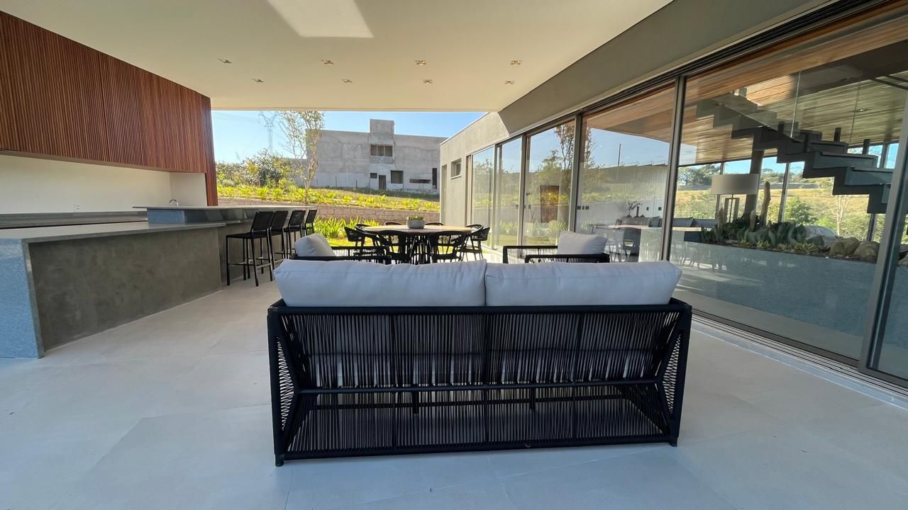 Casa de condomínio à venda no Condomínio Terras de São José II: