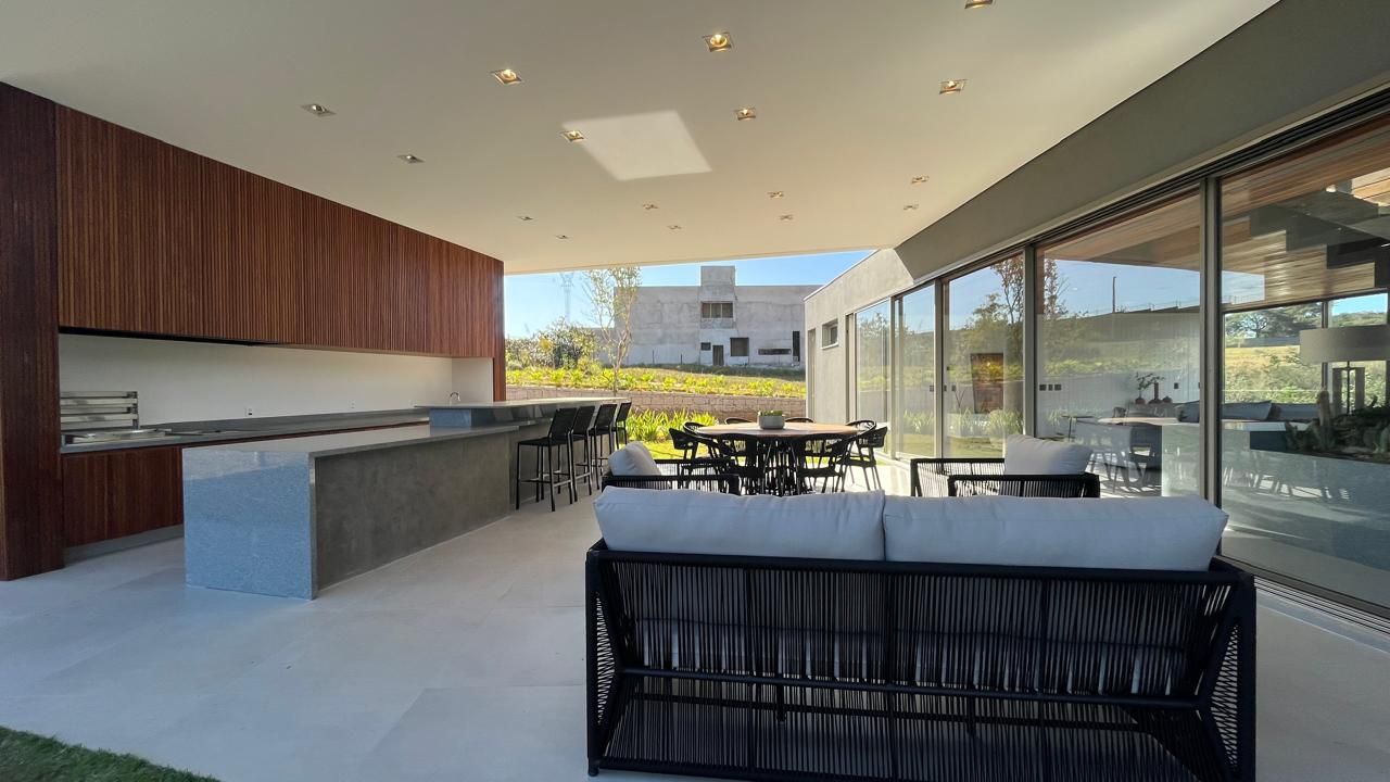 Casa de condomínio à venda no Condomínio Terras de São José II: