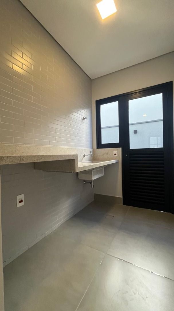 Casa de condomínio à venda no Condomínio Villas do Golfe: